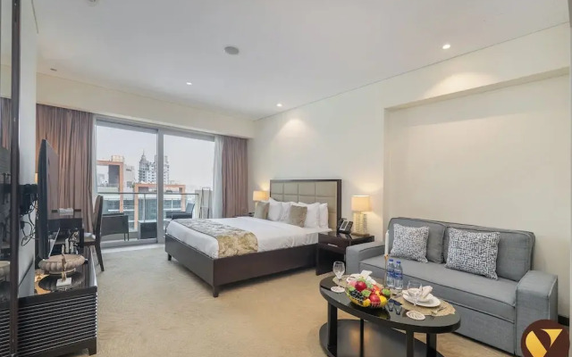 Vogue | JW Marriott Marina | Direct Access to Marina Mall