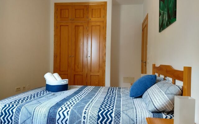 Отель Apartamento Tulum Испания, Тенерифе - отзывы, цены и фото номеров - забронировать отель Apartamento Tulum онлайн комната для гостей