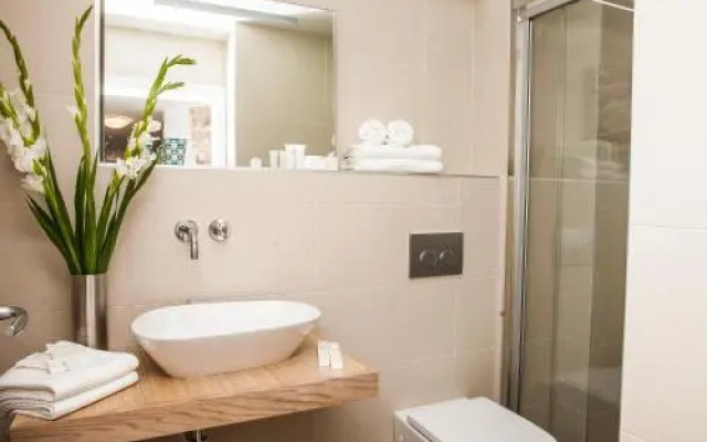 Castrum Design Apartments