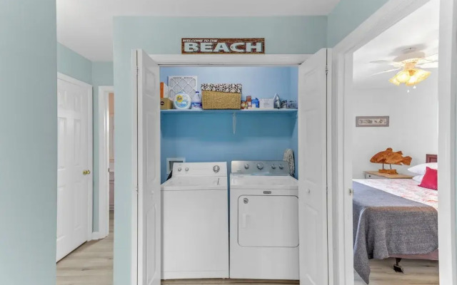 Lowe Tide by Topsail Realty
