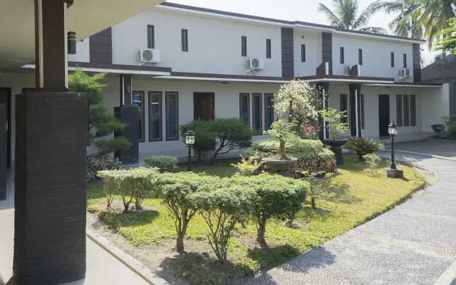 OYO 1283 Guest House Loemajan