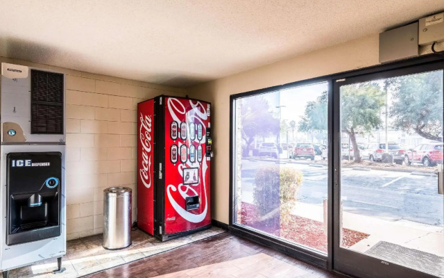 Econo Lodge