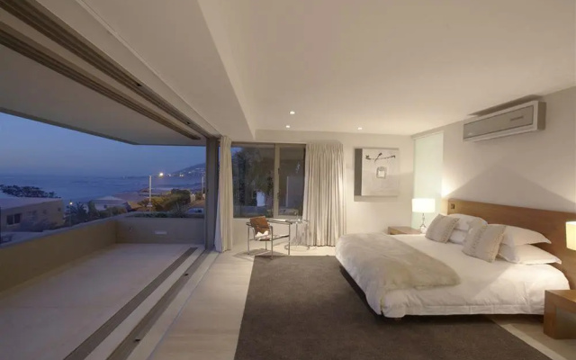 Blue Views Penthouse Beachfront Apartments