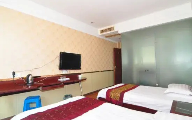 Town Haipeng Hotel
