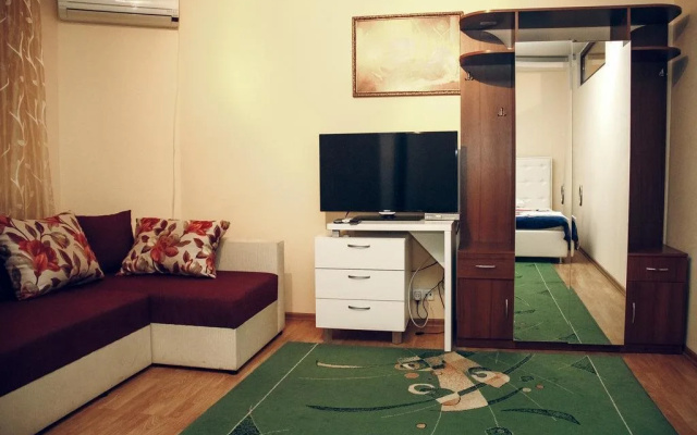 Gold Lion Hotel