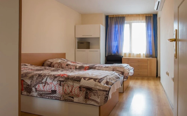 FM Deluxe 2- BDR Apartment - Youth Hill Plovdiv