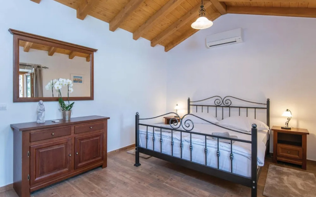 Stunning Home in Loviste With Wifi and 3 Bedrooms