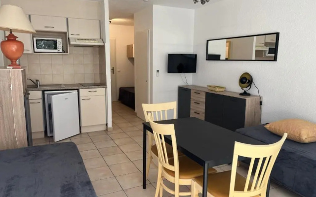 Appartement Saint-Raphaël, 1 pièce, 3 personnes - FR-1-466A-40