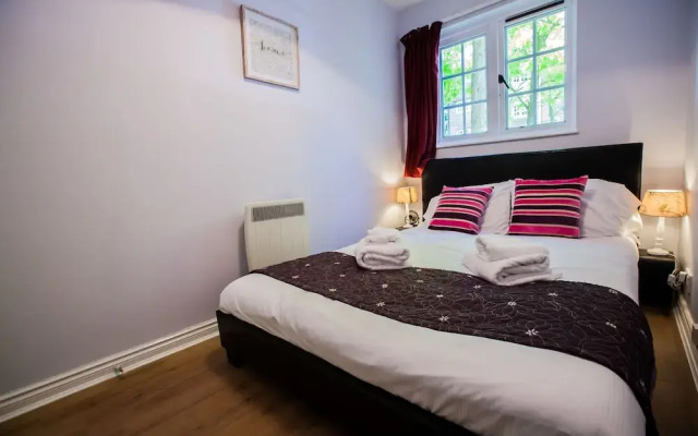 Wimbledon 2 bed 2 Bath Apartment