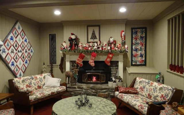 Blue Gentian Lodge at Magic Mountain