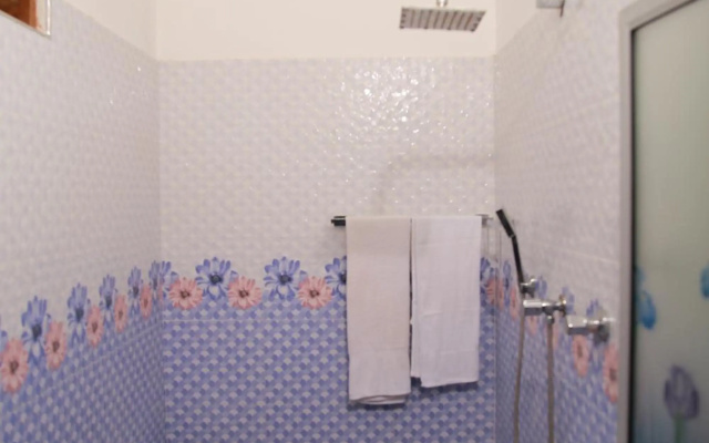 Guruge guest house