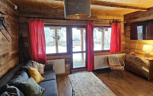 Mountain Shelter CH41