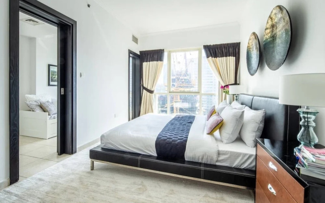Striking 1BR in Dubai Marina - Minutes From Beach