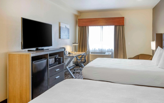 Best Western Plus Peppertree Airport Inn
