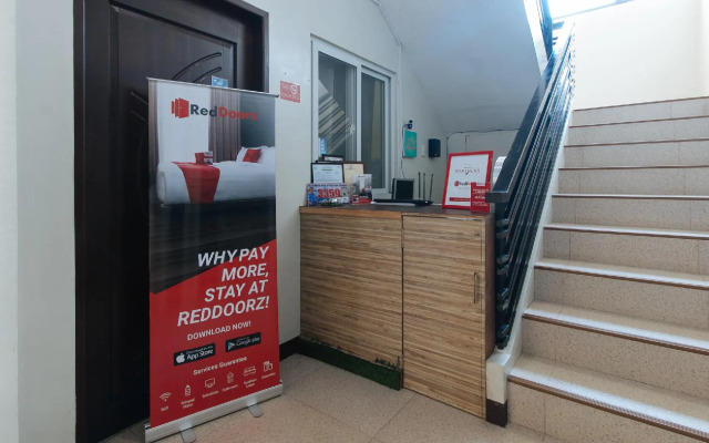 RedDoorz @ Golite Washington