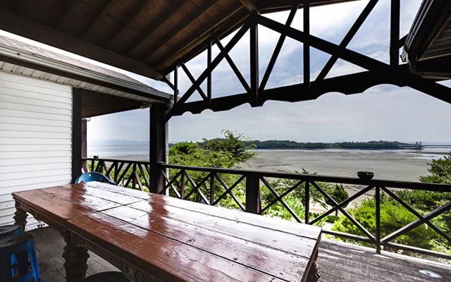 Anmyeondo Eden Dongsan Pension