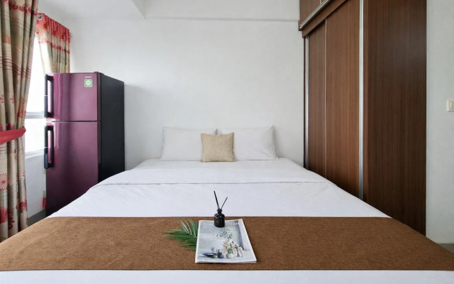 Comfy White Studio At Poris 88 Apartment