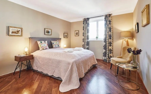 Vienna Penthouse 2