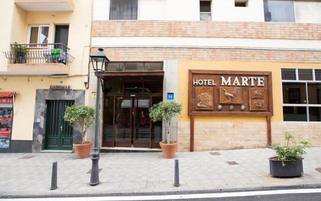 Отель Marte Испания, Пуэрто-де-ла-Круc - 8 отзывов об отеле, цены и фото номеров - забронировать отель Marte онлайн вид на фасад