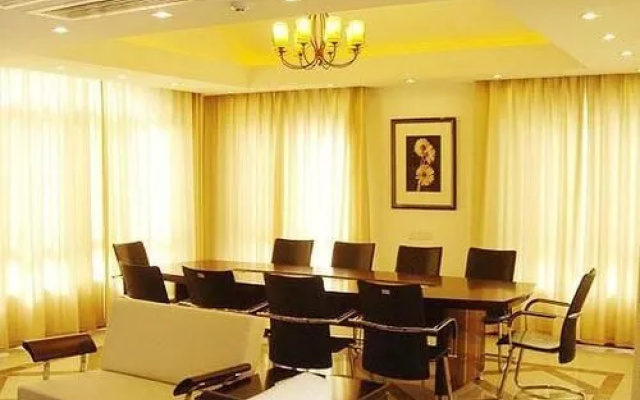 Suzhou Taihu Lake Elysee Garden Chamber Hotel(苏州香榭丽花园酒店)
