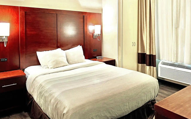 Quality Inn & Suites Green Bay - Ashwaubenon