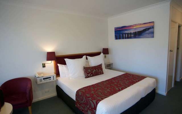 SureStay Hotel by Best Western The Clarence on Melville