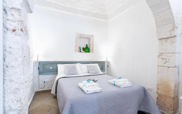 Vico di Ostuni Apartments by Typney