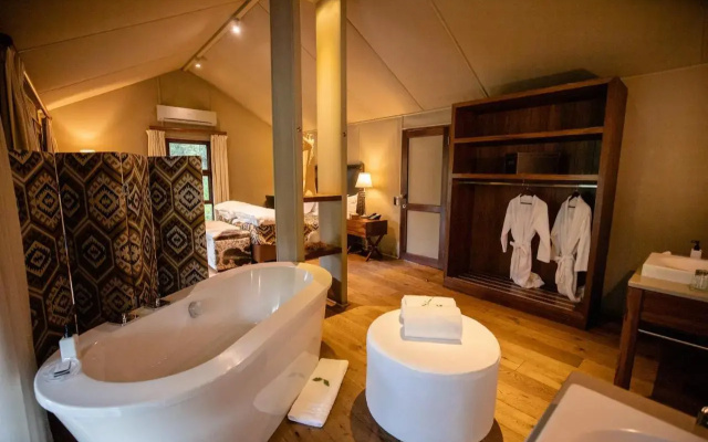 Kapama Buffalo Camp
