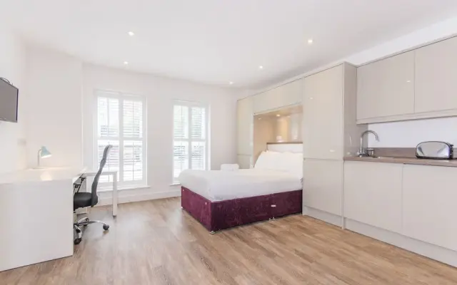 Town or Country-Canute Studio