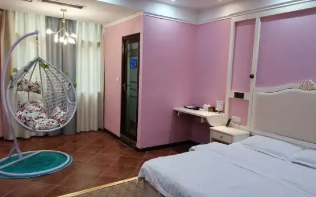 Aiju Business Hotel