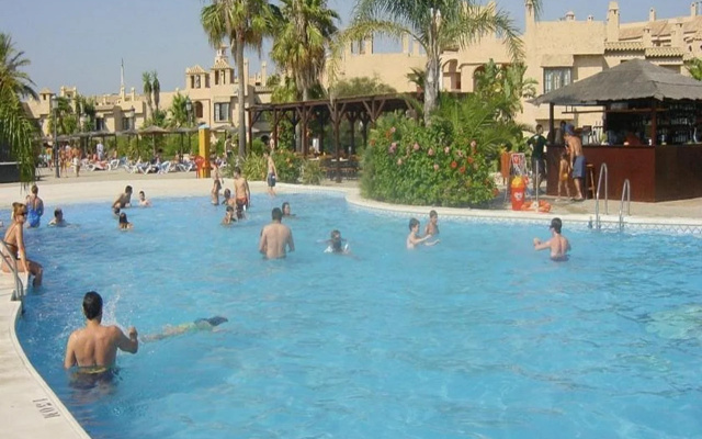 Hotel & Apartamentos Bahía Sur