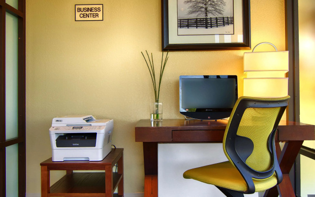 Best Western Cades Cove Inn