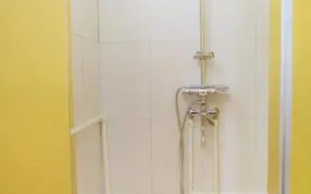 Qiyu Hostel