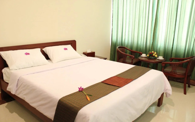 9 Dragon Hotel