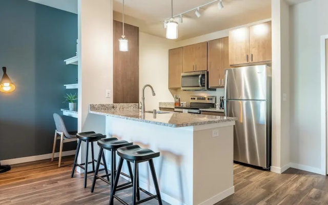 Landing Furnished Apartments - West Dallas