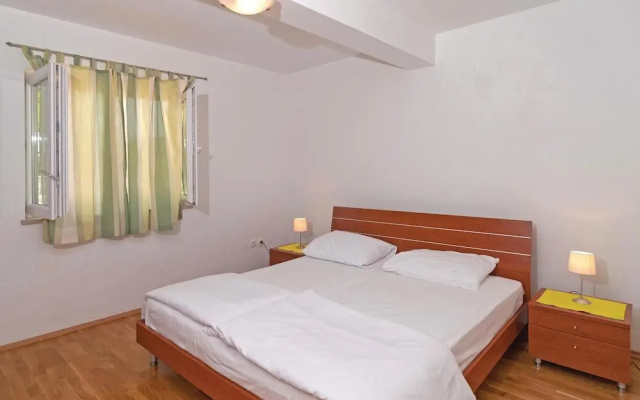 Amazing Home in Postira With 8 Bedrooms, Wifi and Outdoor Swimming Pool