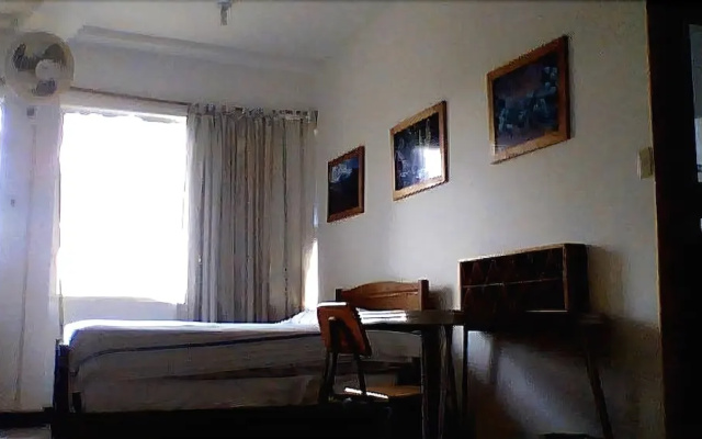 La CasaBlanca Hotel
