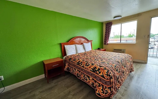 Cloverleaf Motel Richmond Near Turnpike