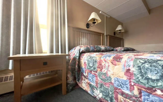 Capone's Hideaway Motel
