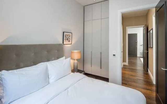 Modern 2 Bed, 2 Bath Apartment in Paddington