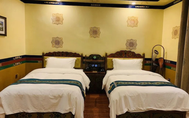 Lubhum Tsang Boutique Hotel