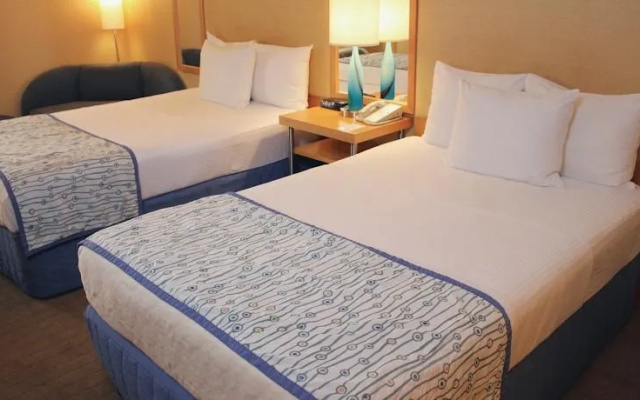 La Quinta Inn & Suites Miami Lakes