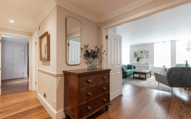 Beautiful 2 bed apt in Mayfair, Close to Tube