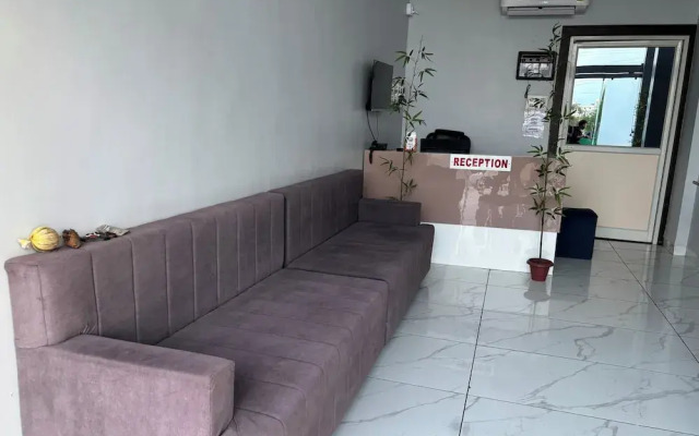 Hotel Aashiyana