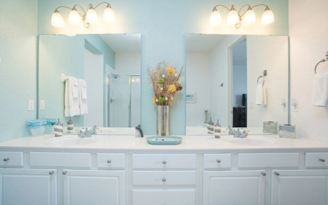 Vista Cay Jewel 3 Bedroom Condo