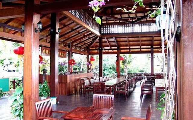 Moon Bay & Resort Sanya