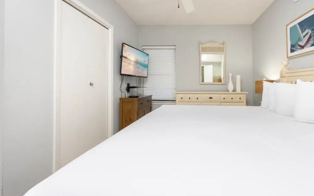 Phoenix X 205 1 Bedroom Condo