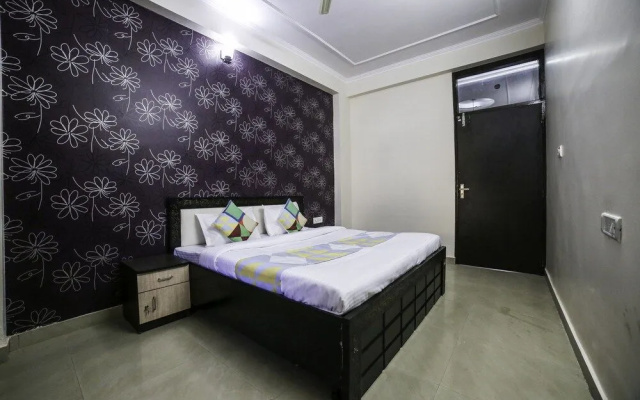 Oyo Home 17383 Elegant 3bhk
