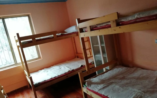 Changsha On the Road Youth Hostel