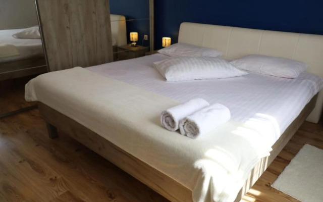 Holiday House Franov